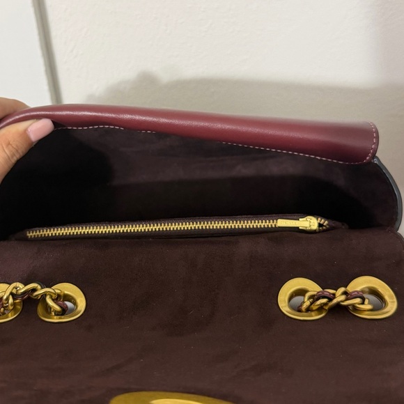 Coach Madison Shoulder Bag Burgundy Leather - Picture 11 of 12